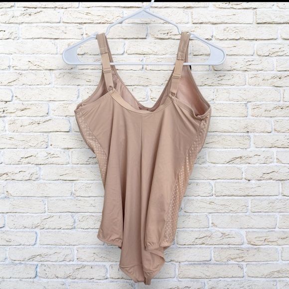 NWT BALI Minimizer Body Shaper Bodysuit Firm Control Size 42DDD - Picture 6 of 11